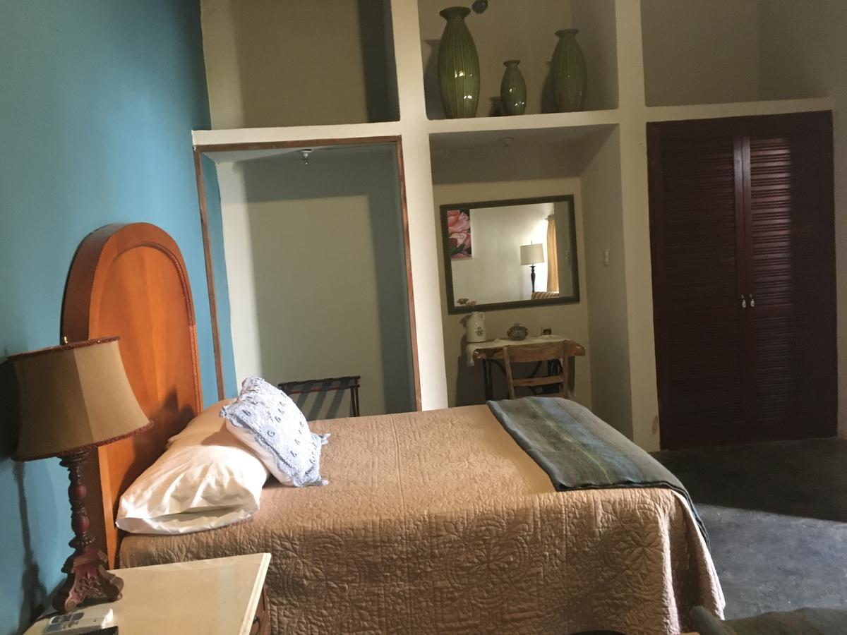 Hostal Dona Carlota Hotel Cuatrocienegas de Carranza Bagian luar foto