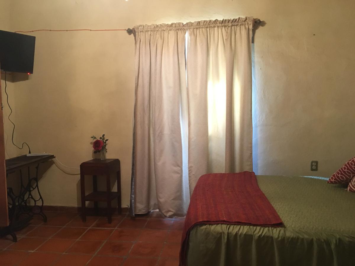 Hostal Dona Carlota Hotel Cuatrocienegas de Carranza Bagian luar foto
