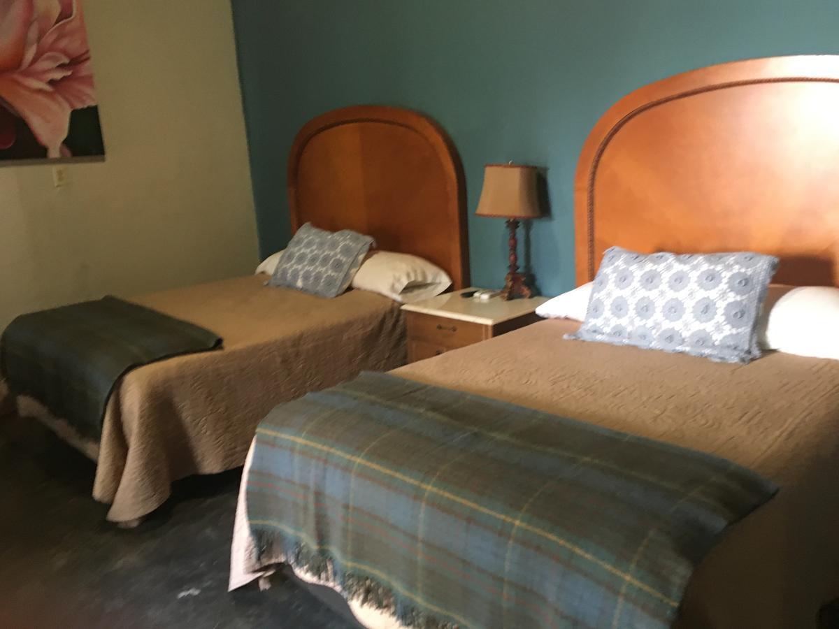 Hostal Dona Carlota Hotel Cuatrocienegas de Carranza Bagian luar foto